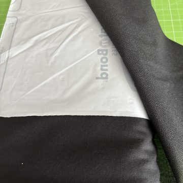 Heat N Bond Feather Woven Soft Black Fusible Interfacing