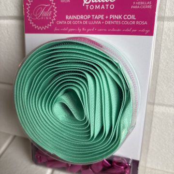 Sallie Tomato Raindrop Zipper Tape with Pink Coil & Pulls #5